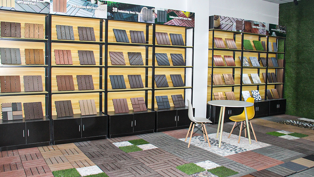 decking tiles sample show room